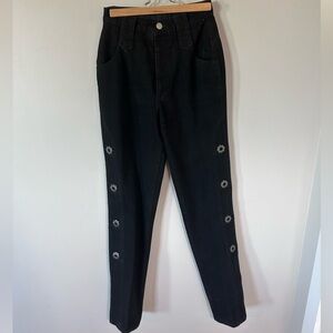 Roper Vintage Flower Concho Black Jeans